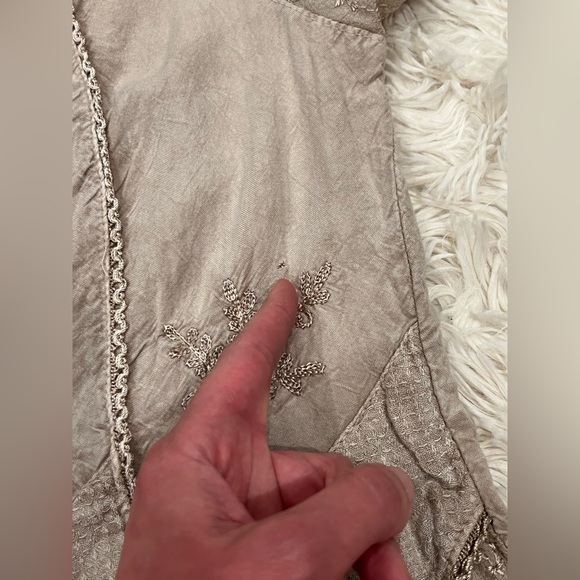 Vintage Y2K Sacred Threads Women’s Boho Tan Peasant Top One Size Asymmetrical - Picture 6 of 9